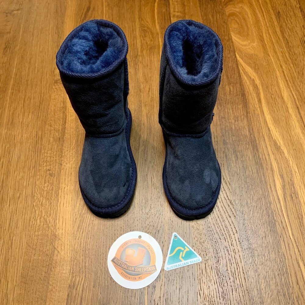 UGG Australian Made Sheepskin Boots Kids 7 Navy Blue Shearling Toddler Boot NEW - Picture 2 of 11
